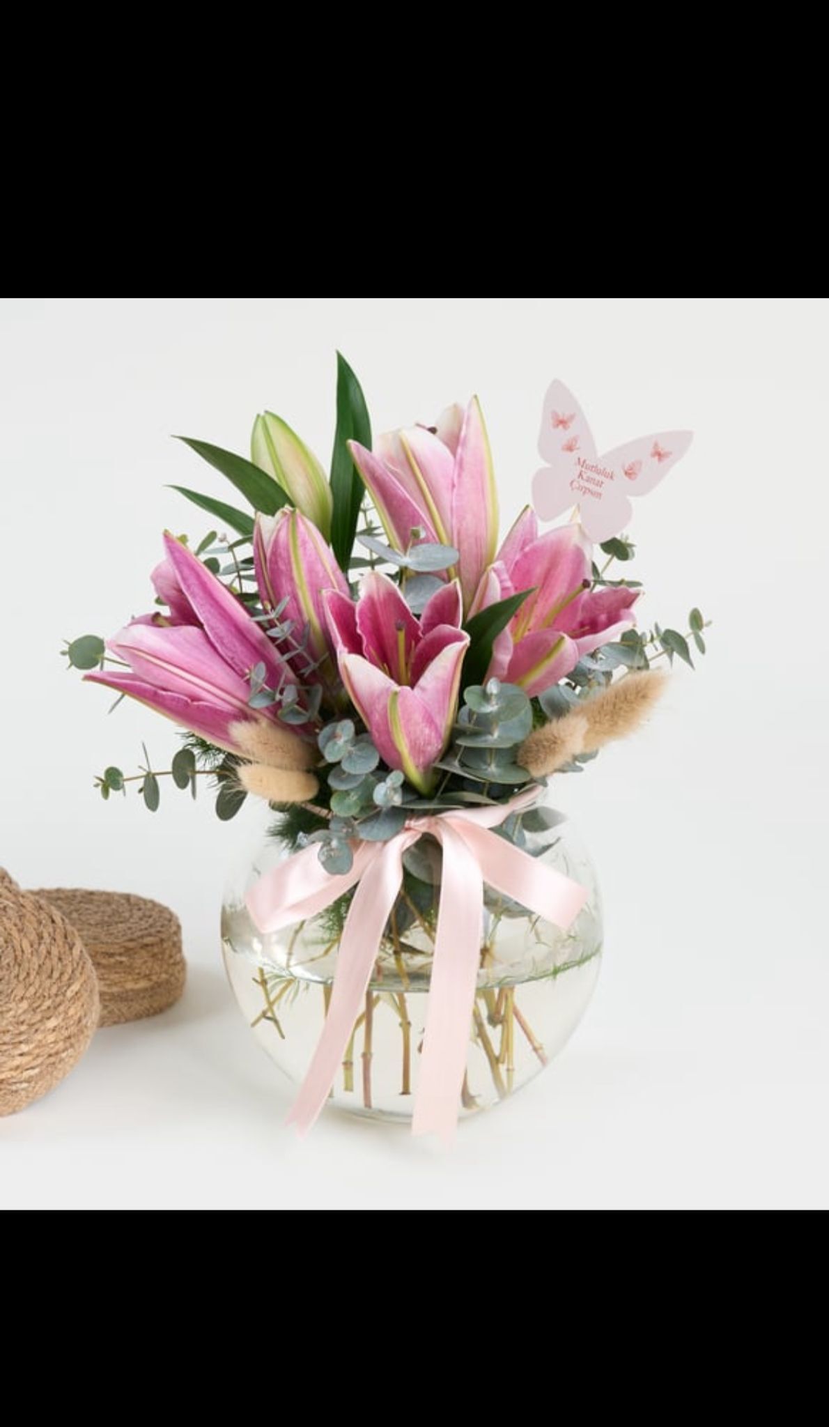 Akvaryum Vazoda Kelebekli Pembe Lilyumlar - Görsel 3